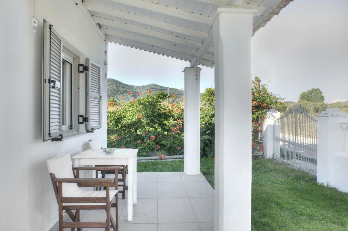 Issos Beach Villa Λίνια Εξωτερικό φωτογραφία